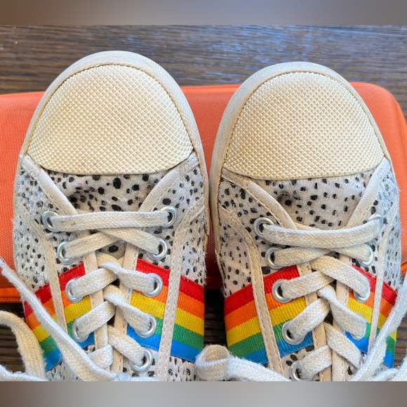Gola faux fur with cheetah print and rainbow detail sneakers. Size 6 - Picture 8 of 11